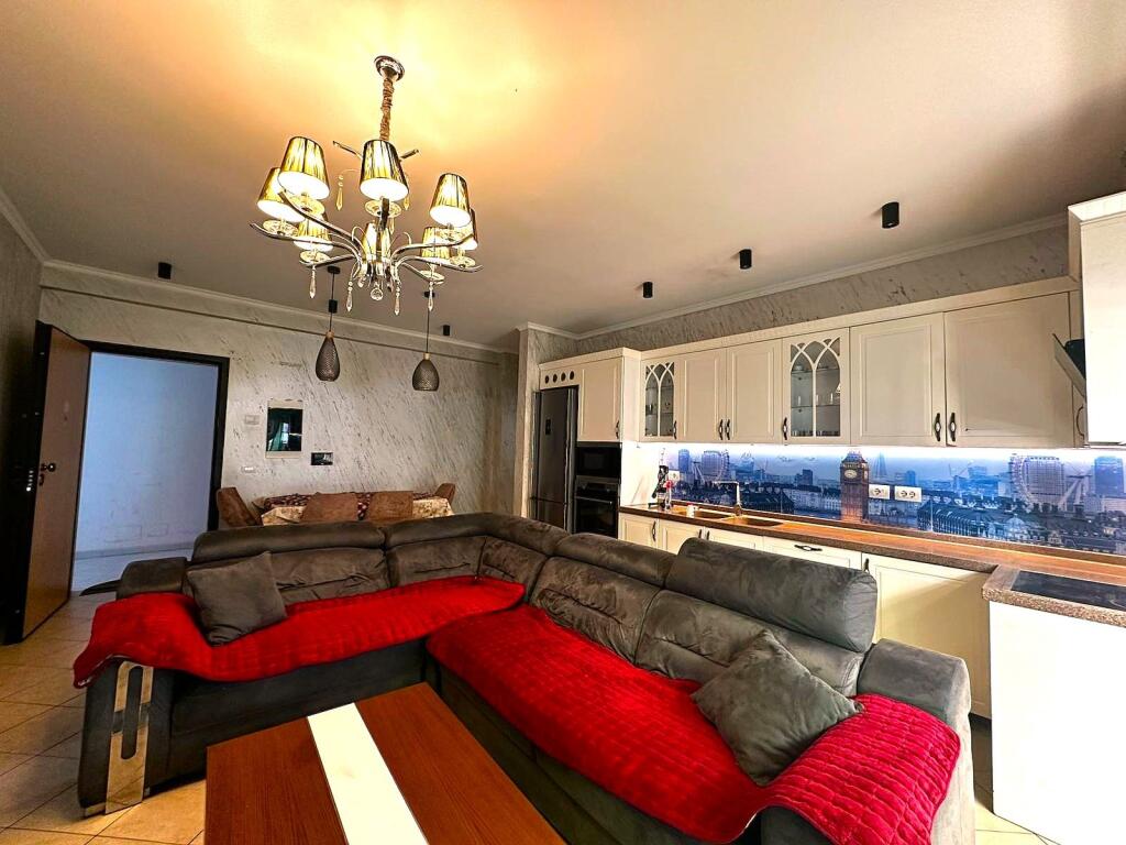 Accogliente trilocale in VENDITA sul Boulevard Green Towers Residence