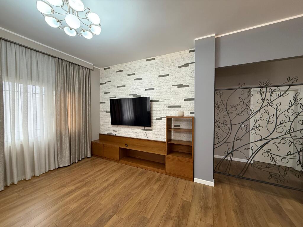Apartament kat vile 4+1 për Qira