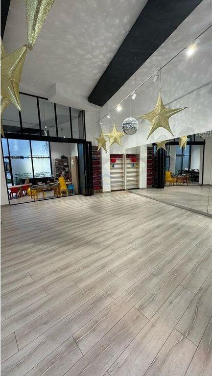 Ambjent Biznesi, per qira te Rezidenca Marga 1, Rruga Jordan Misja