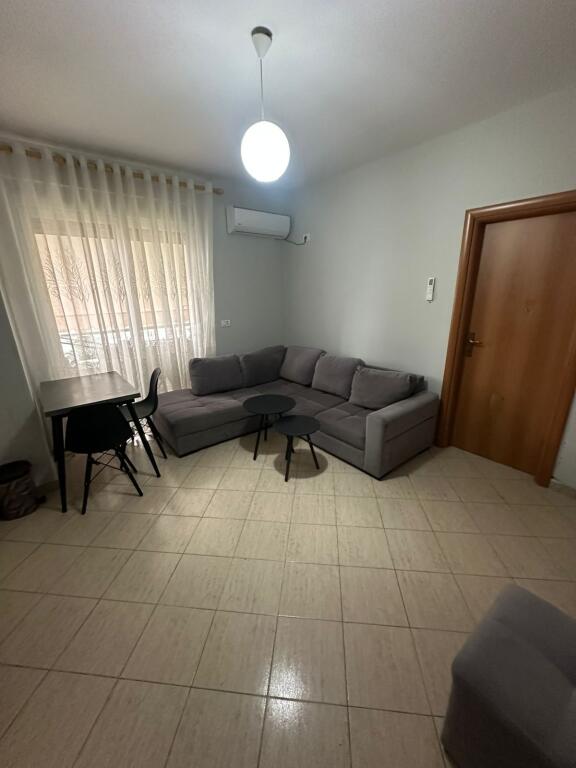 Affittasi appartamento nuovo 1+1 completamente arredato super, vicino al nuovo Maternità a soli 3 minuti da Brryli!
