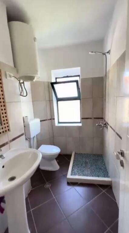 Apartament 1+1 me qira ne laprake