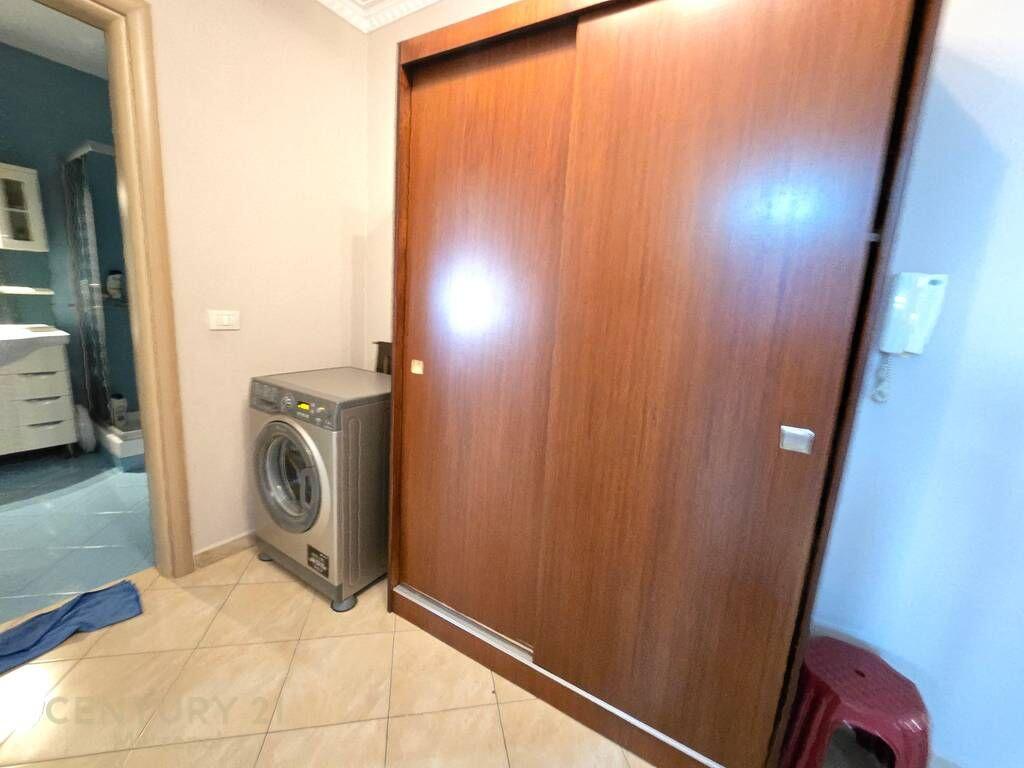 Affittiamo appartamento 2+1+2+garage in via Jordan Misja! 630 € /Mese