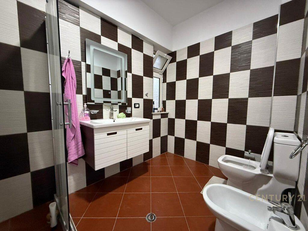 Apartament 2+1+Post Parkimi Me Qira te Liqeni i Thatë, Tiranë - 800€ | 111.33 m² 800 € /Muaj