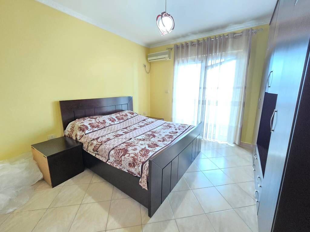 Affittiamo appartamento 2+1+2+garage in via Jordan Misja! 630 € /Mese