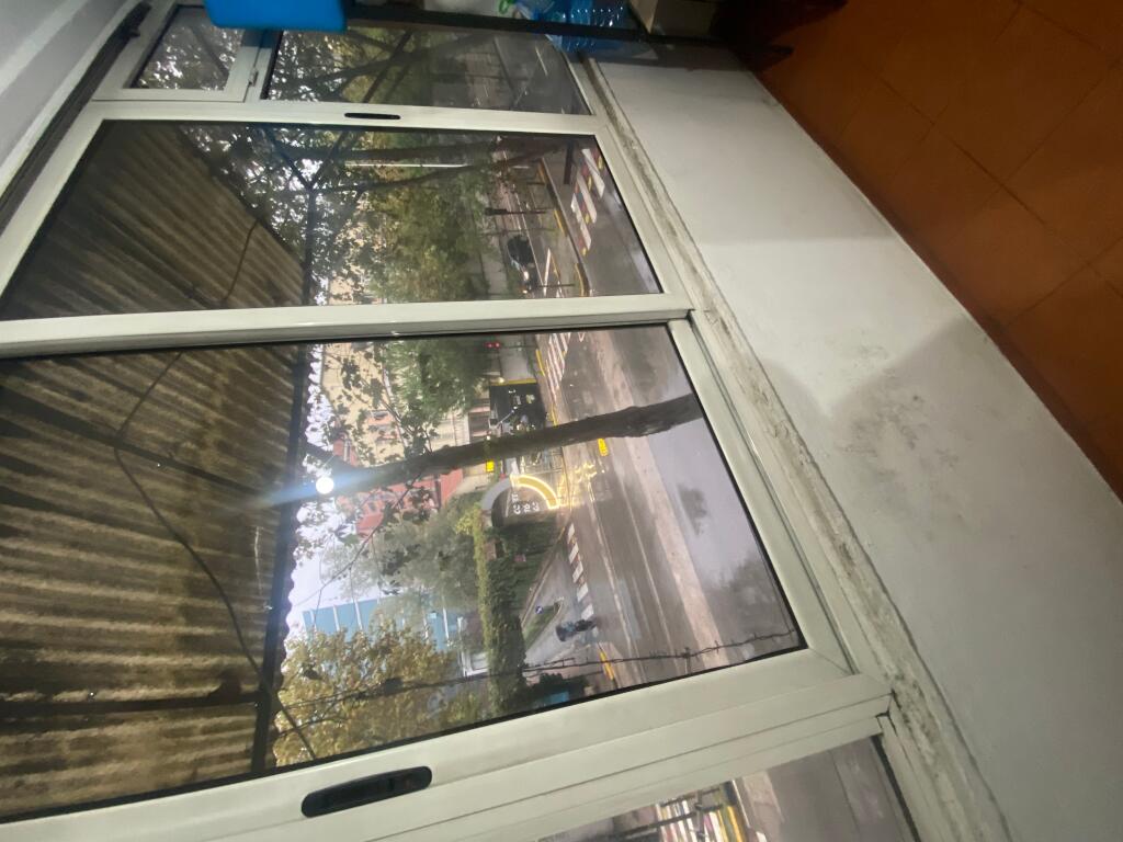 1+1,i mobiluar,stacion treni,cmimi 500 mije leke