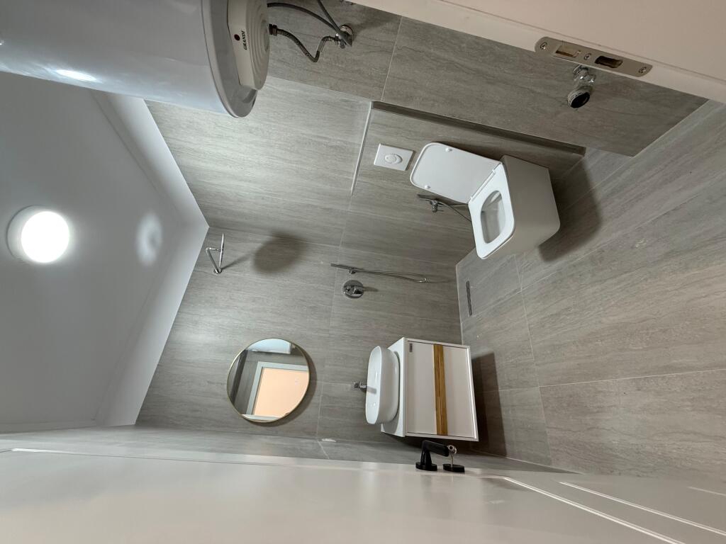 Shitet apartament 1+1 ne Don Bosko te Viva Market