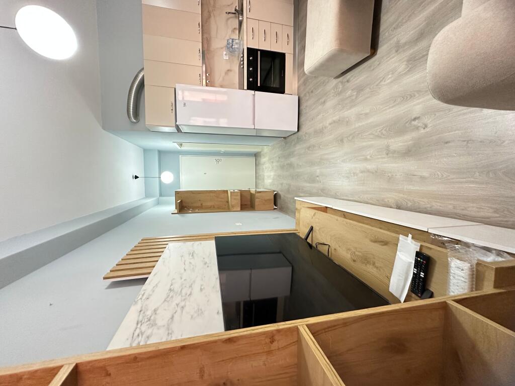 Jep me qira 2+1 ne Kompleksin Mangalem ,Ali Dem,🏷️50.000leke