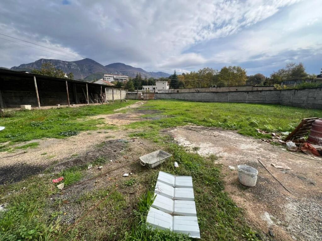 WAREHOUSE 365 M AND LAND 1400 M FOR RENT