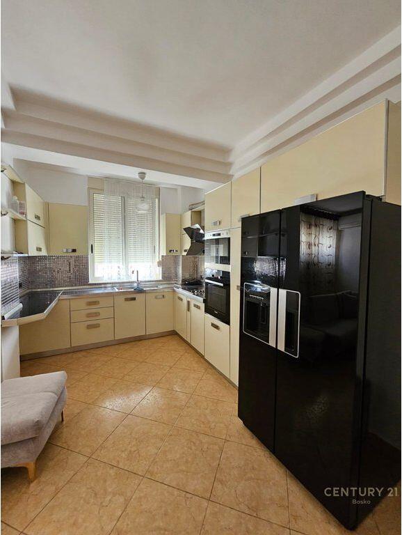 APARTAMENT 2+1 ME QIRA, TE KOPSHTI ZOOLOGJIK❗️ 600 € /Muaj