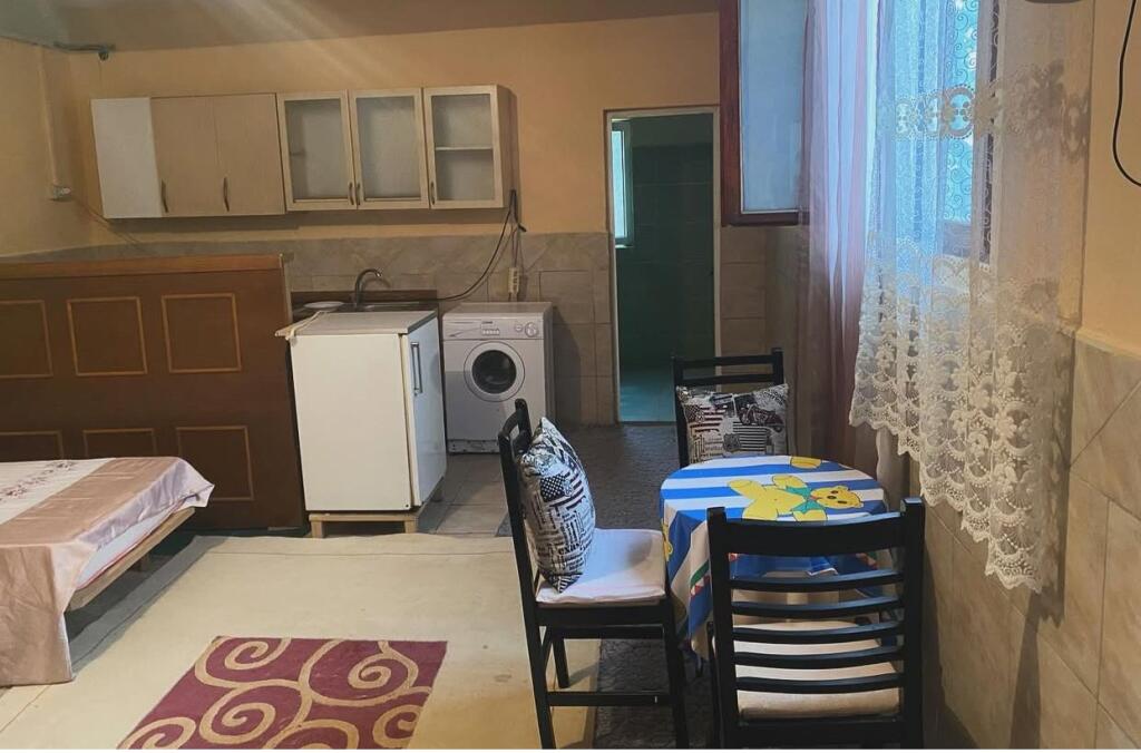 🏡 Appartamento 1+1 in affitto sopra il Complesso Grand, Tirana