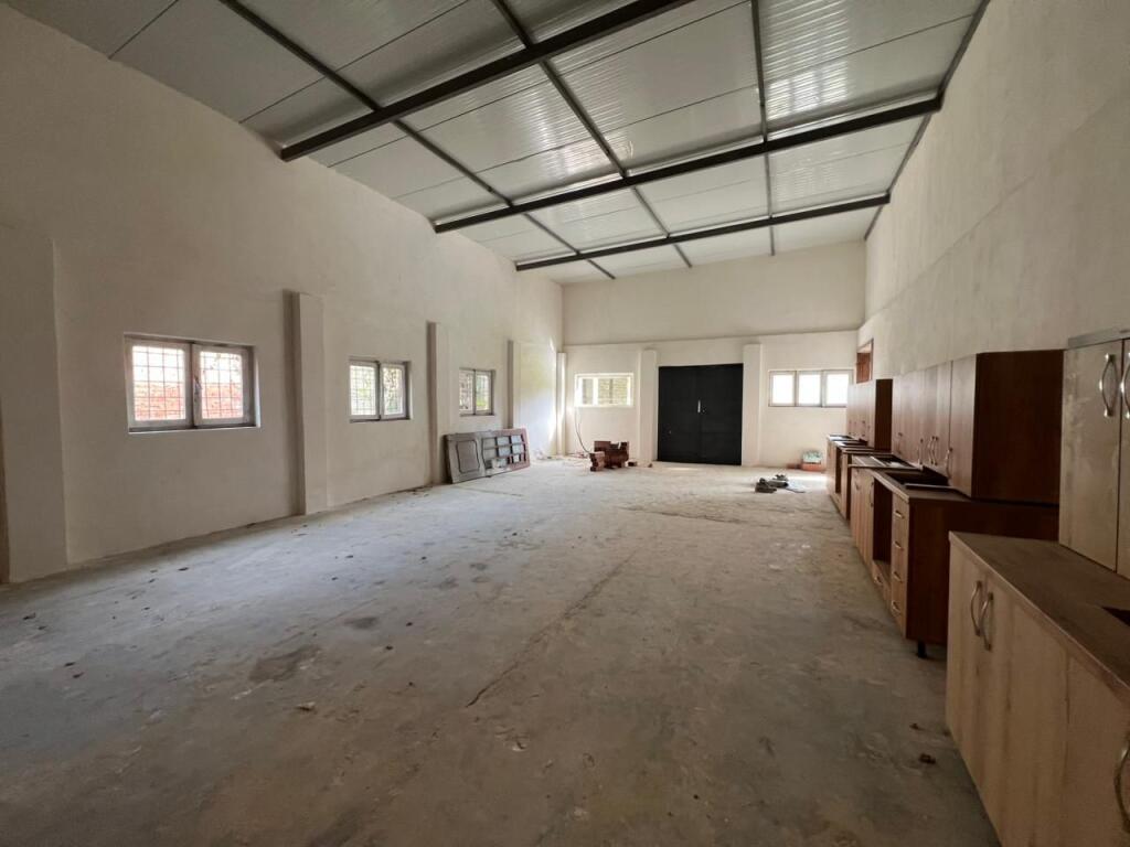 WAREHOUSE 365 M AND LAND 1400 M FOR RENT