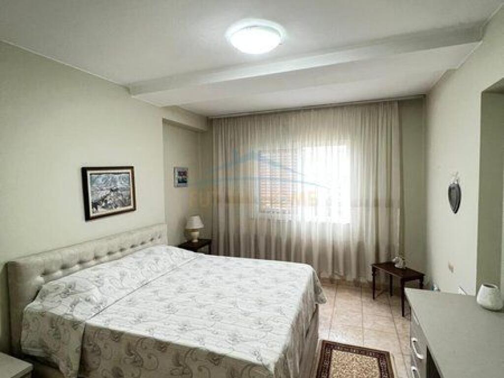 Rent, Apartment 2+1, Wilson Square, Tirana