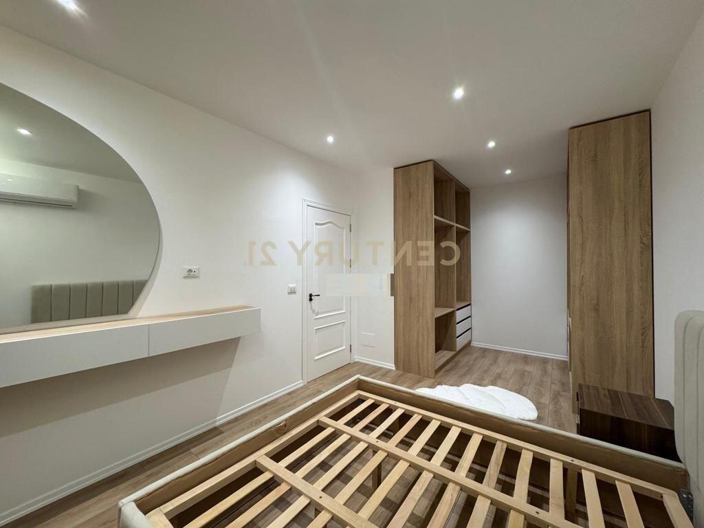 Vendesi in vendita 1+1 Appartamento  Via Fortuzi