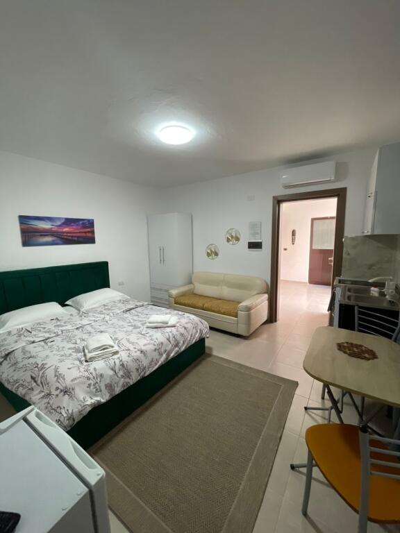 Garzoniere me qera, pranë Urës së Dajlanit, Durrës