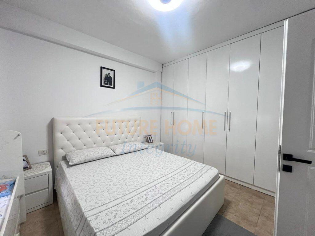 For sale, Apartment 2+1+2, Fresku, Tirana.