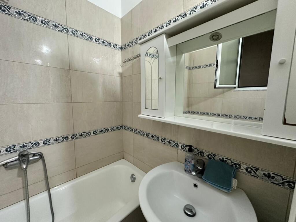 Apartament me qera vlore, Uji i ftohte