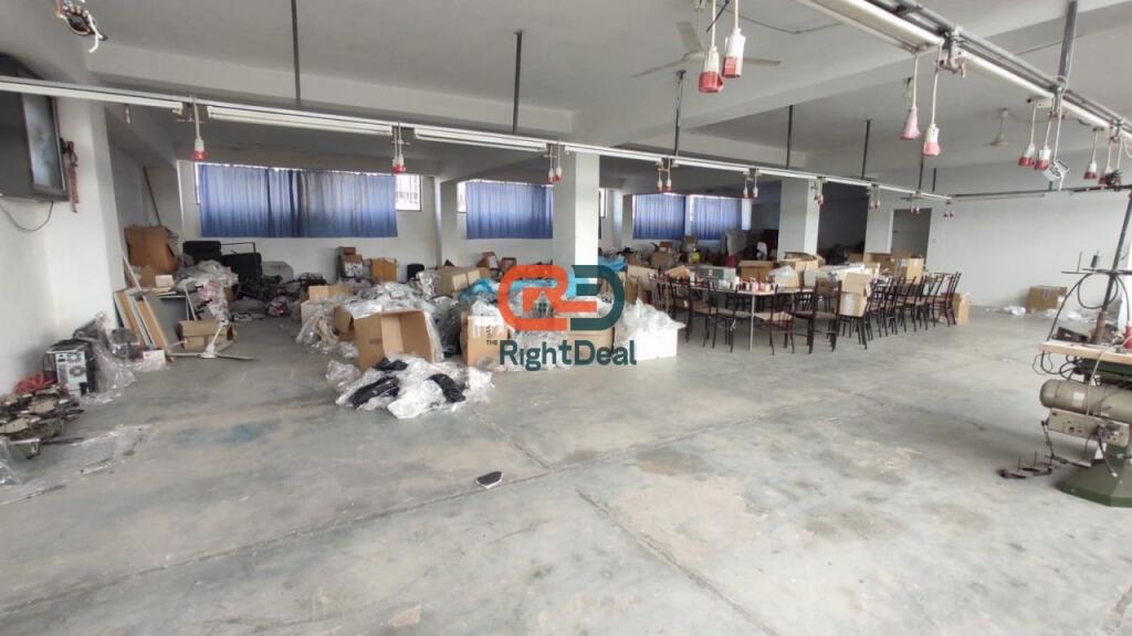 Tek Ish Frigoriferi ,Shitet Godine Biznesi Trekateshe!!!