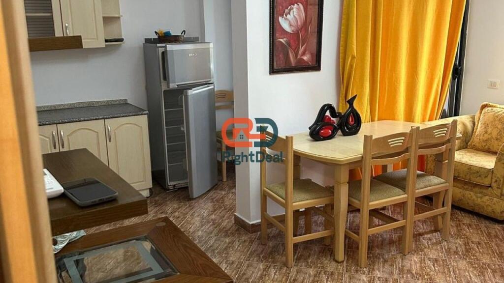 Ne Fresk, Jepet Me Qira Apartament 1+1, Me Lokacion Perfekt !!!