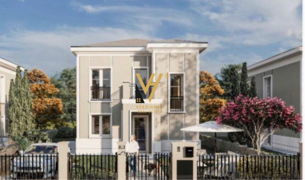 VILLA SU DUE PIANI IN VENDITA A ROLLING HILLS, FARKE 550.000 EURO