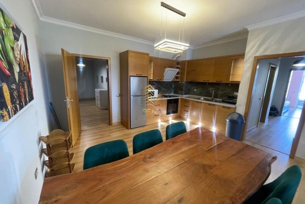 Affitto, Appartamento 3+1+2balconi+2bagni, Lago That, 1200 Euro/mese