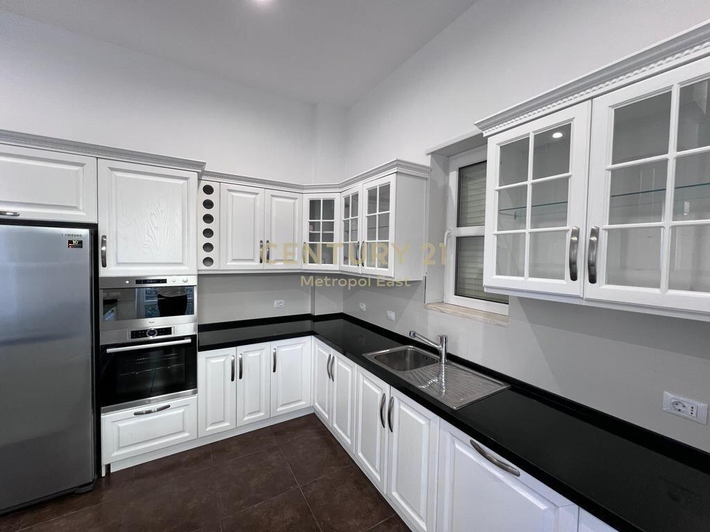 VILLE IN AFFITTO A "ROLLING HILLS 1" 4.300 € /Mese