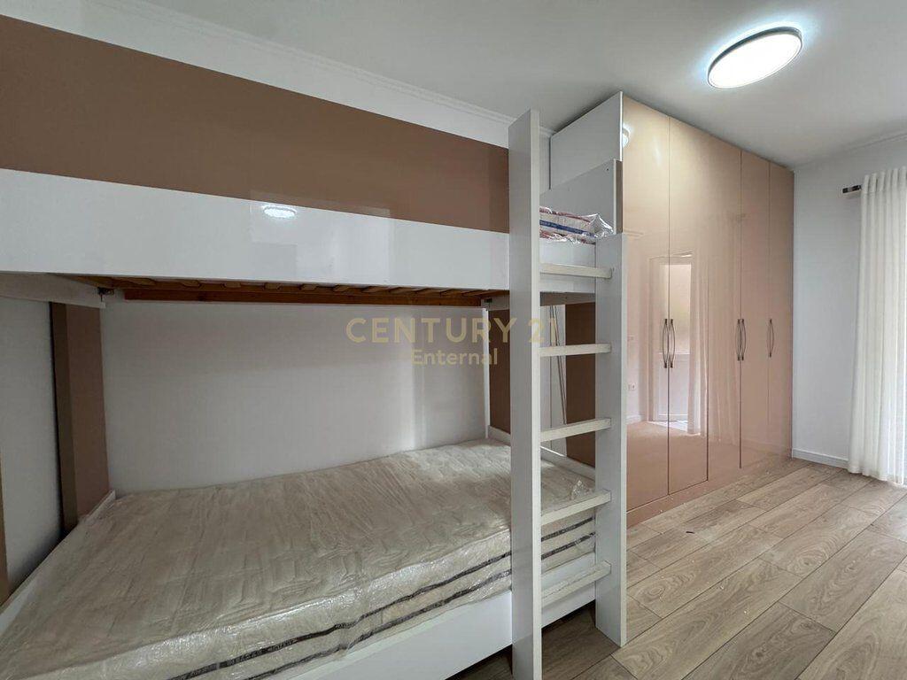 Appartamento 2+1 in affitto all'ingresso della residenza 'Kodres se Diellit' 800 € /Mese