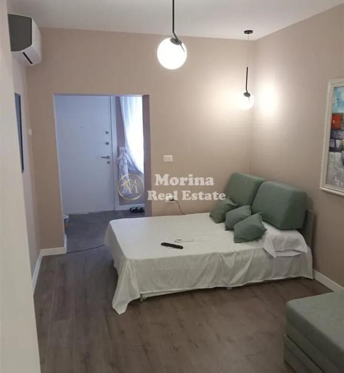 Studio apartment, on Fortuzi Street, in the area of the Ministry of Justice, 400 Euro/Month
