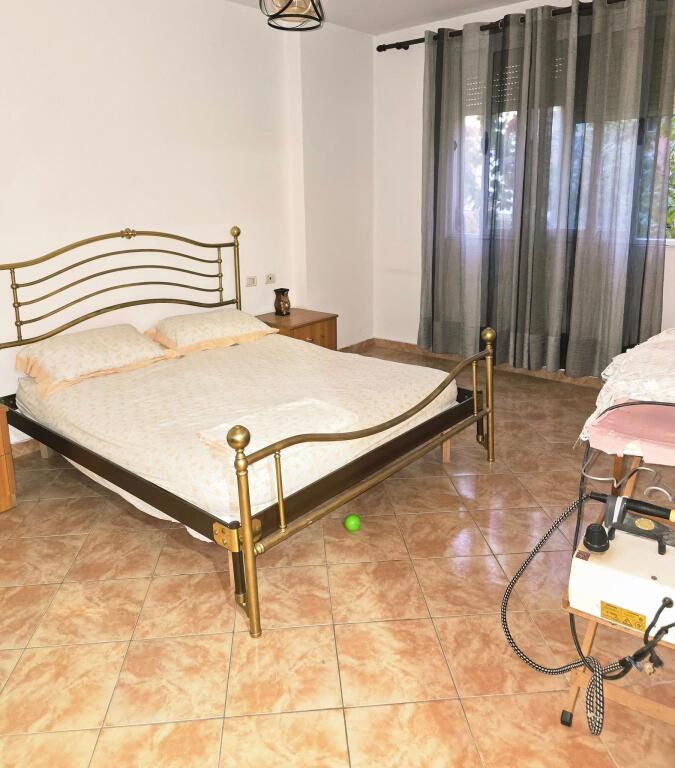 SHITET : Apartament 2+1+ 2/ZONA: DON BOSKO_ PRANE ALB MARKET