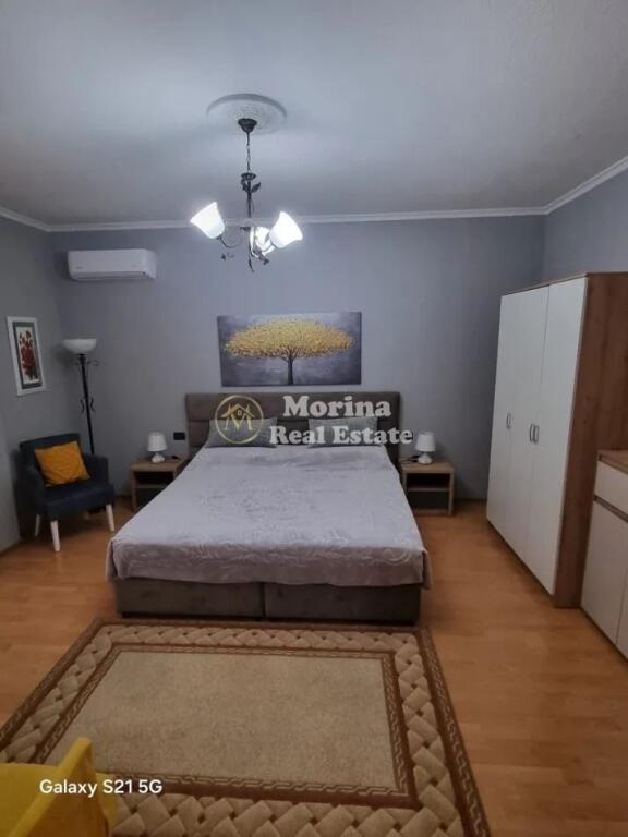 Rent, Apartment 1+1, on Petronin Luarasi Street 600 euros