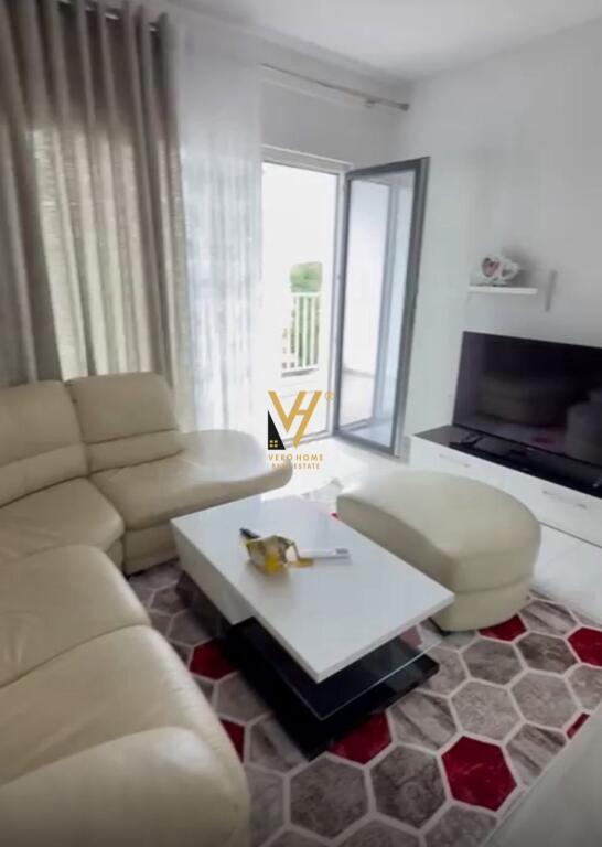 JEPET APARTAMENT 1+1 ME QERA TE ZOGU I ZI 650 EURO