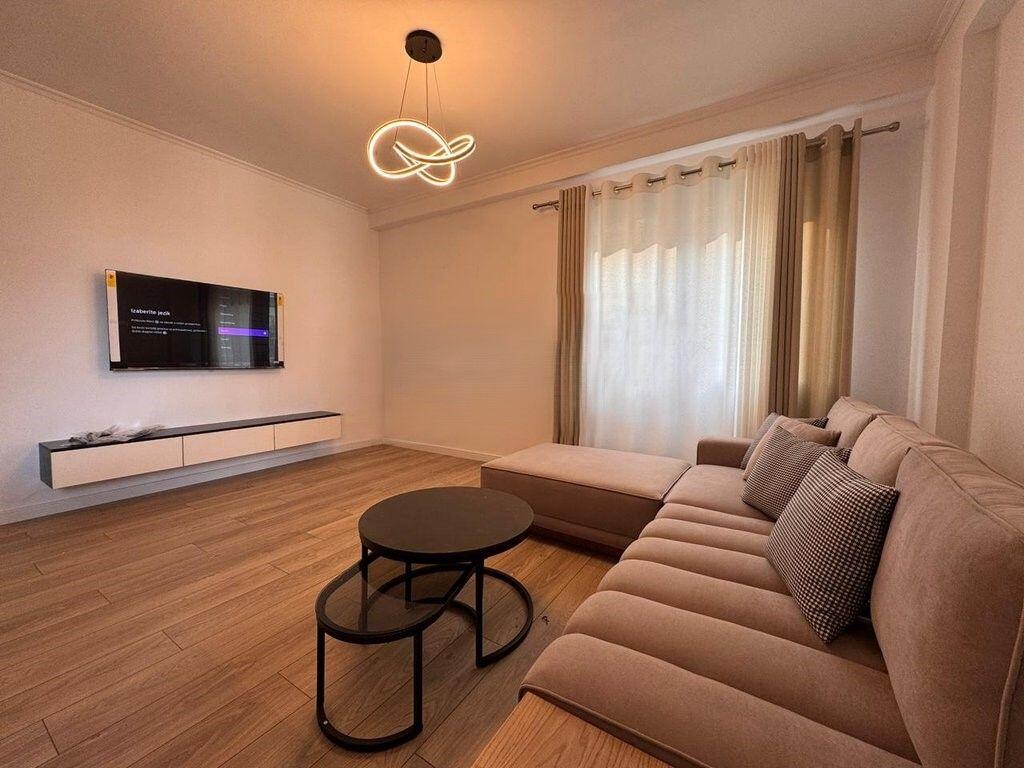 Apartament 2+1 per qira ne hyrje te rezidences 'Kodres se Diellit'