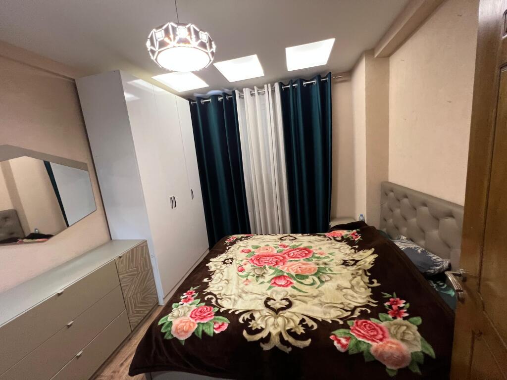 Appartamento 2+1 in affitto a Kamez,