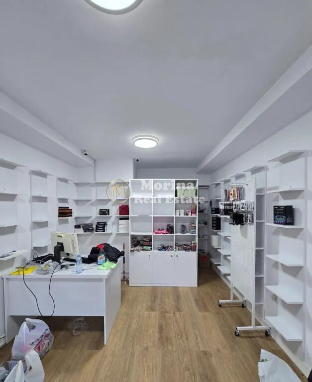 Shitet, Ambient Biznesi/Dyqan, Sheshi Willson, 120.000 Euro