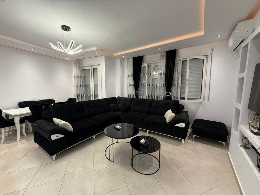 🌿 Elegant Apartment 2+1 with Parking Spot | Dry Lake, Tirana