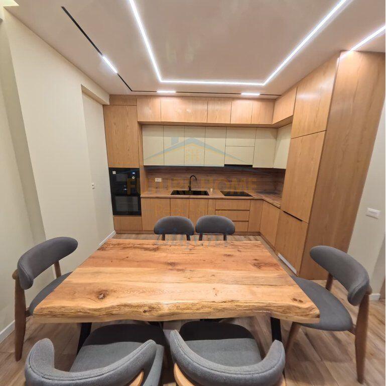 Rent, Apartment 2+1+Parking Spot, Dry Lake, Tirana.