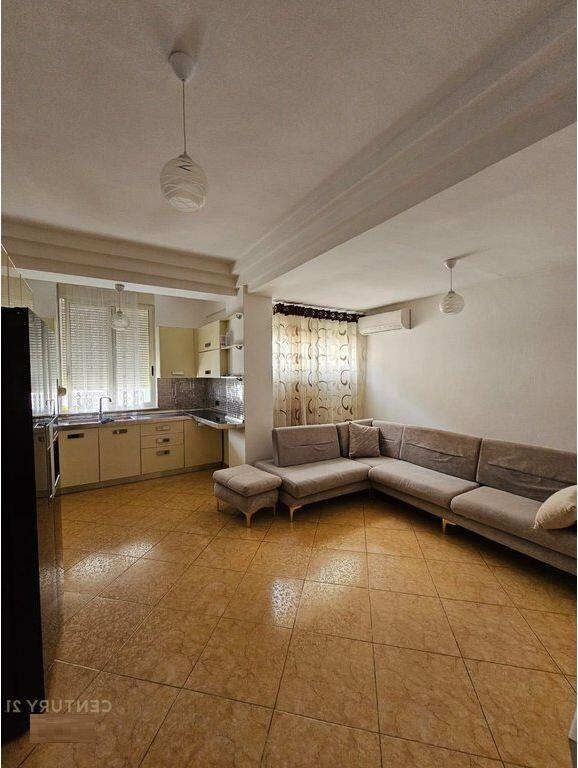 APPARTAMENTO 2+1 IN AFFITTO, VICINO AL GIARDINO ZOOLOGICO