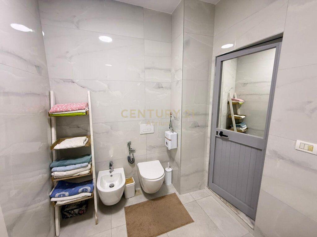 🏙️ Apartment 1+1 for Sale – Near New Bazaar, Tirana