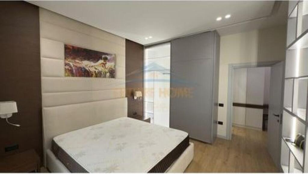 Affitto, Appartamento 1+1, Via Kavaja, Tirana