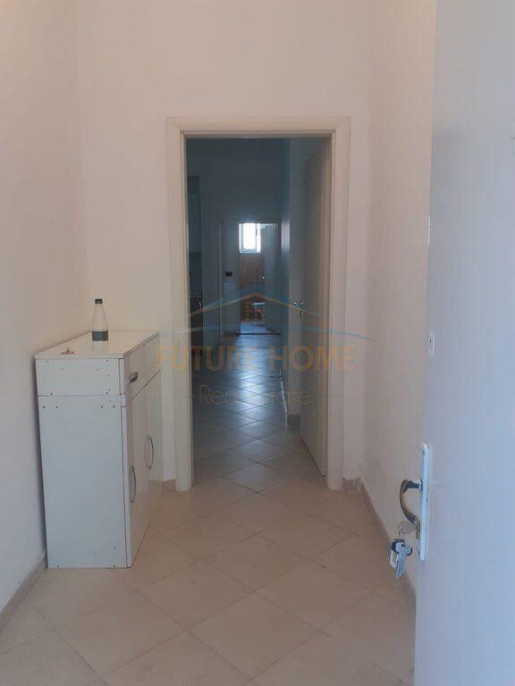 For sale, Apartment 1+1 Muhamet Deliu Street, Tirana.