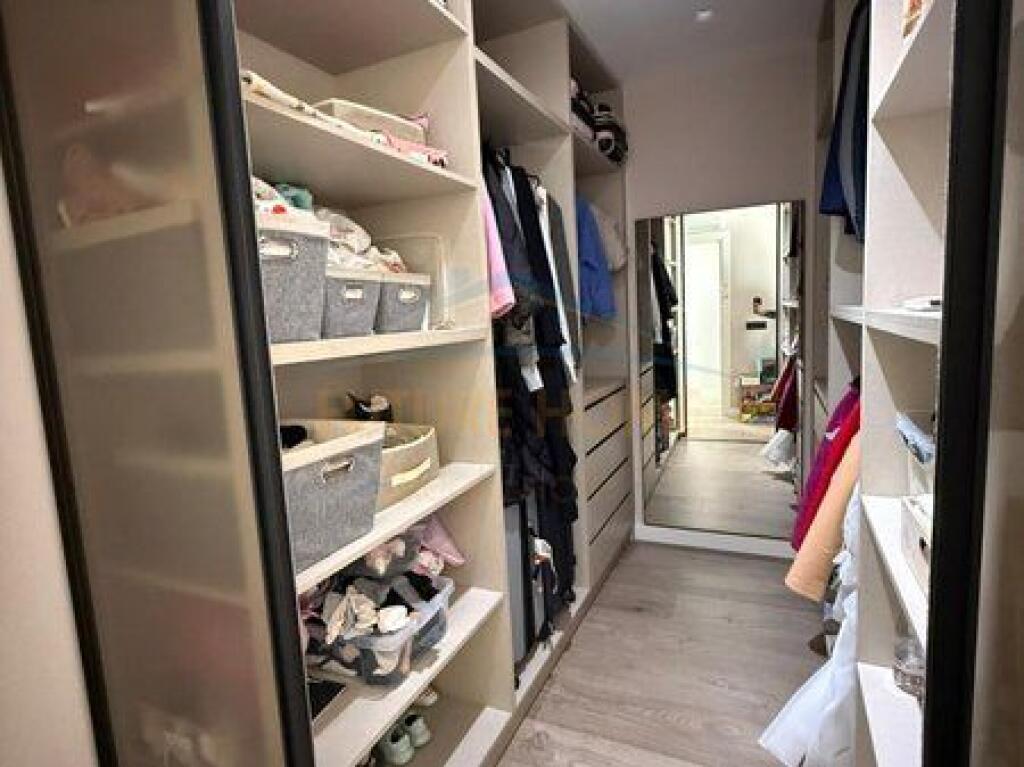 In vendita, Appartamento 3+1+2+Ripostiglio+ 2 Posti Auto, Giardino Botanico