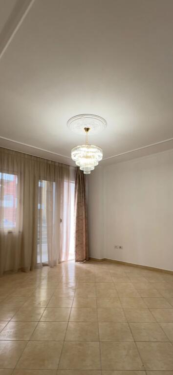 Appartamento 2+1+2 in vendita Yzberisht (Te Lin) Prezzo 155.000 Euro