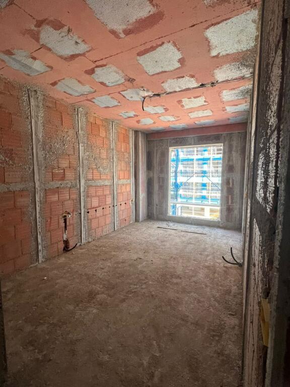 SHITET APARTAMENT 2+1 ALI DEMI MATERNITETI I RI