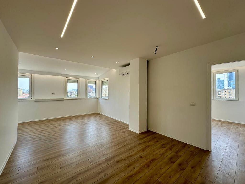 SHESIM APARTAMENT 1+1+GARDEROBË, TEK RRUGA FORTUZI 165,000 €