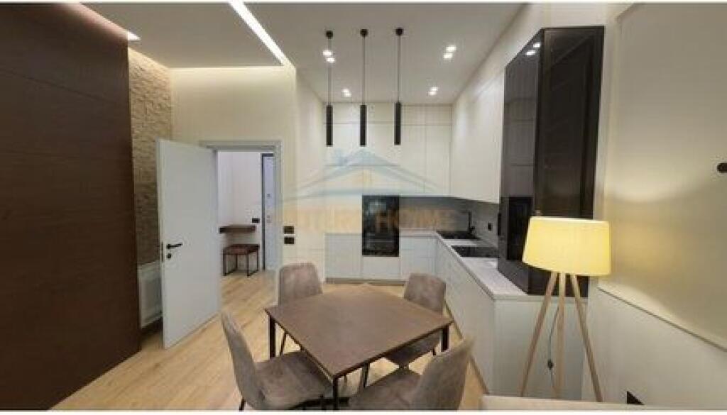 Affitto, Appartamento 1+1, Via Kavaja, Tirana