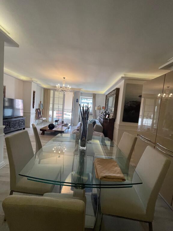 Vendesi 2+1 Palalti con freccette in vendita