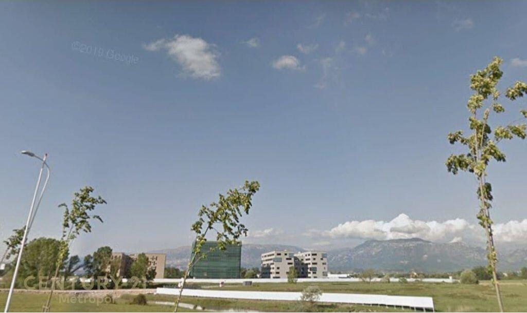 Shitet toke per ndertim ne Rinas! 3,500,000 €