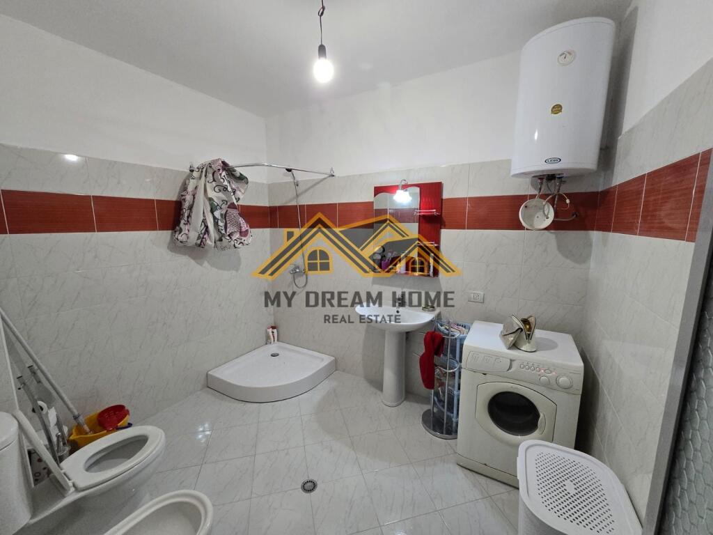 JEPET ME QIRA APARTAMENT 2+1 QENDER DURRES ME PAMJE DETI!