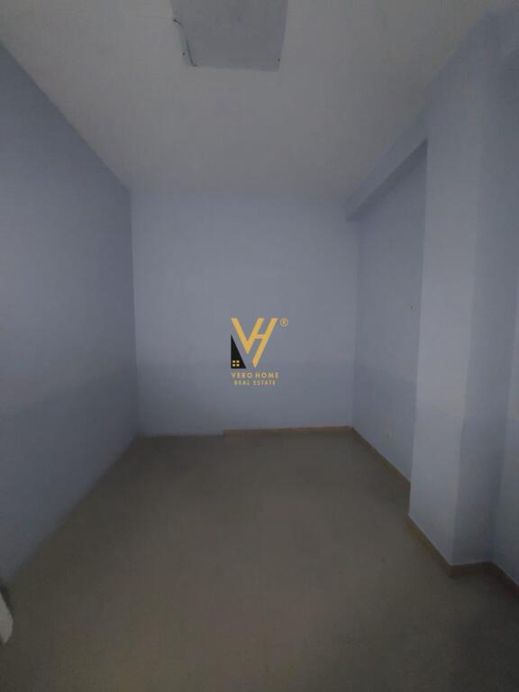 SHOP FOR RENT 60 M2 ON ELBASAN STREET 40,000 LEKE