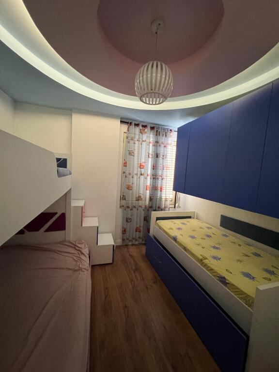 Appartamento 2+1 in affitto a Kamez,