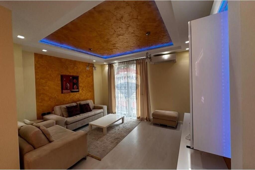 Apartament 2+1 per Qira, tek Rruga Petro Korcari!